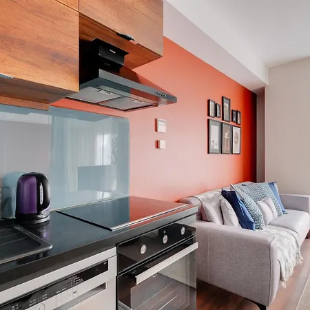 Ac - Next To Bomontiada - Building Apartamento *